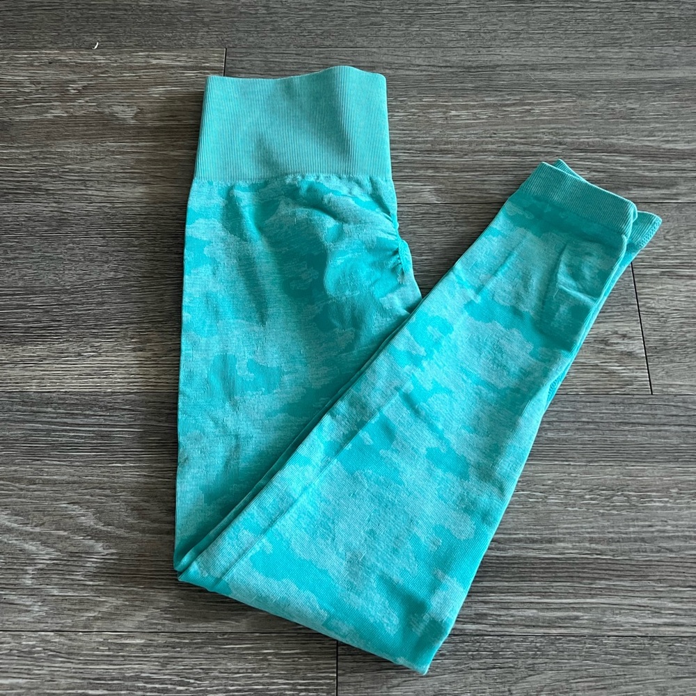 Bright Blue Camo Style Leggings from Amazon